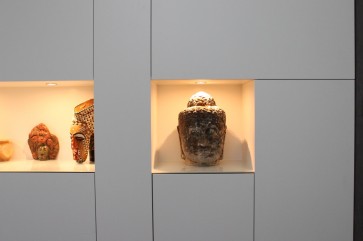 Kastenwand van een handgemaakte keuken.